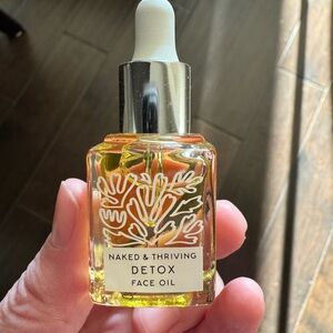 BRAND NEW Naked and Thriving DETOX Face Oil